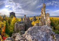 Осень на Инзерских зубчатках. Автор: Konstantin Tsibin (http://www.panoramio.com/photo/112384219#)