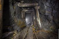 Шахта. Магнитские разломы. Автор: Mishainik (http://mishainik.livejournal.com/)