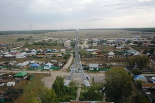 Село Париж. Вид сверху.