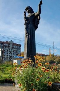 Скульптура «Оранта» (г. Златоуст) Автор: Владимир Тимкин (http://timon-ja.livejournal.com/)