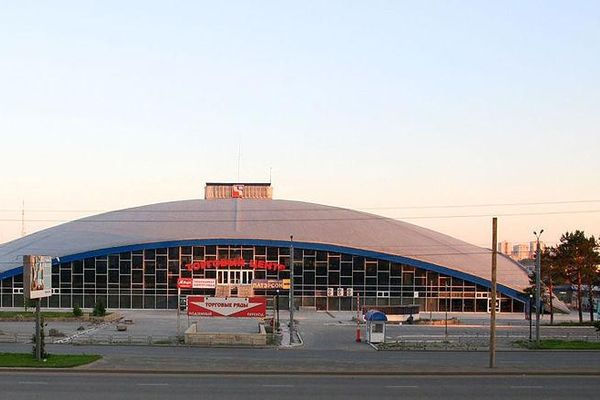 Торговый центр в Челябинске. Автор: Fcczaa.