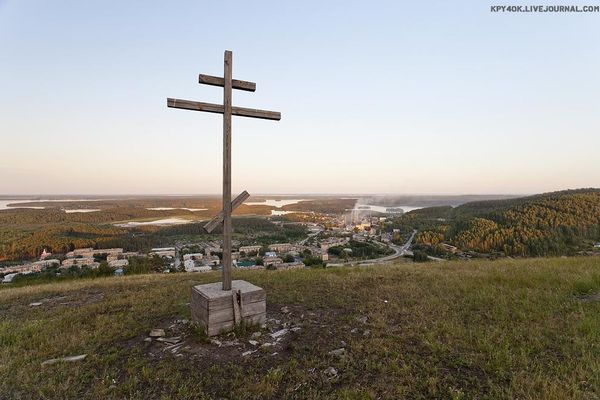 Вид с горы Каравай на Вишневогорск. Автор: Сергей Корюков (kpy4ok.livejournal.com).