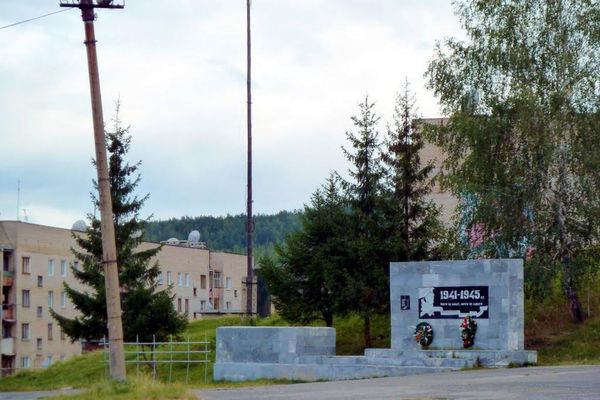 Вишневогорск. Памятник ВОВ. Автор: Владимир А. Довгань.