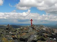 Большой Иремель. Крест на вершине. Автор: Евгений Чибилёв.