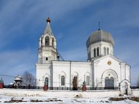 Крестовоздвиженский храм (п. Сыростан). Автор: s42