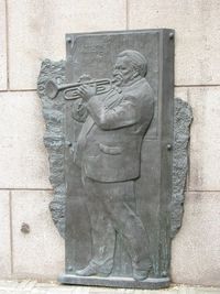 Прогулка по Кировке 203