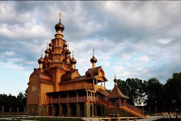 Храм «Скоропослушница», с. Верхняя Санарка.