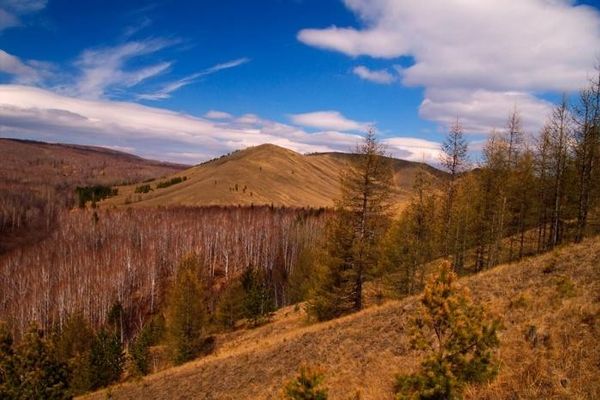 Южная часть хребта Нурали. Автор: Константин Минаков.