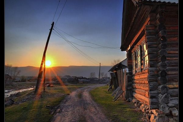 Село Тюлюк, май 2010г. Автор: Сергей Требунских.