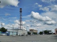 Центральная площадь города Троицка летом. Автор: Sandy Programmer.