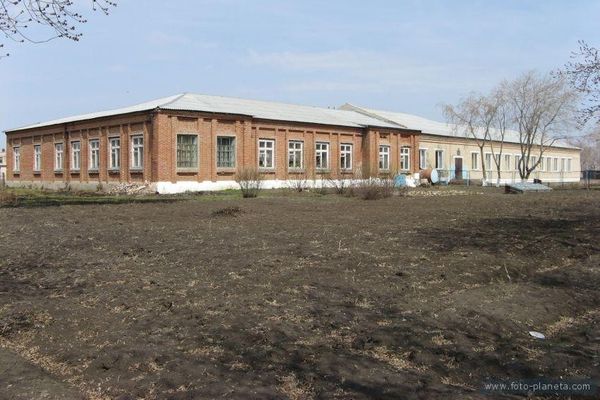 Село Чудиново. Средняя школа. Автор: sergeys.
