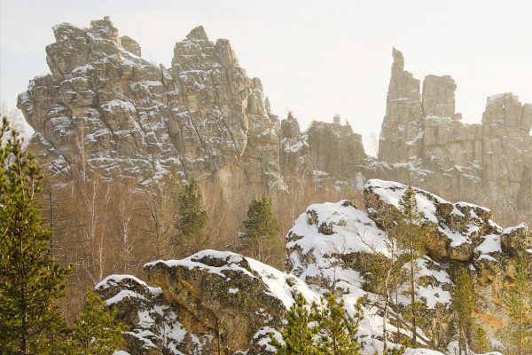 Инзерские Зубчатки. Автор: uralla (https://www.uralla.ru/hrebet-inzerskie-zubchatki-13587.html)